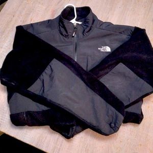 Classic North Face Denali Jacket Black. Original design and great condition